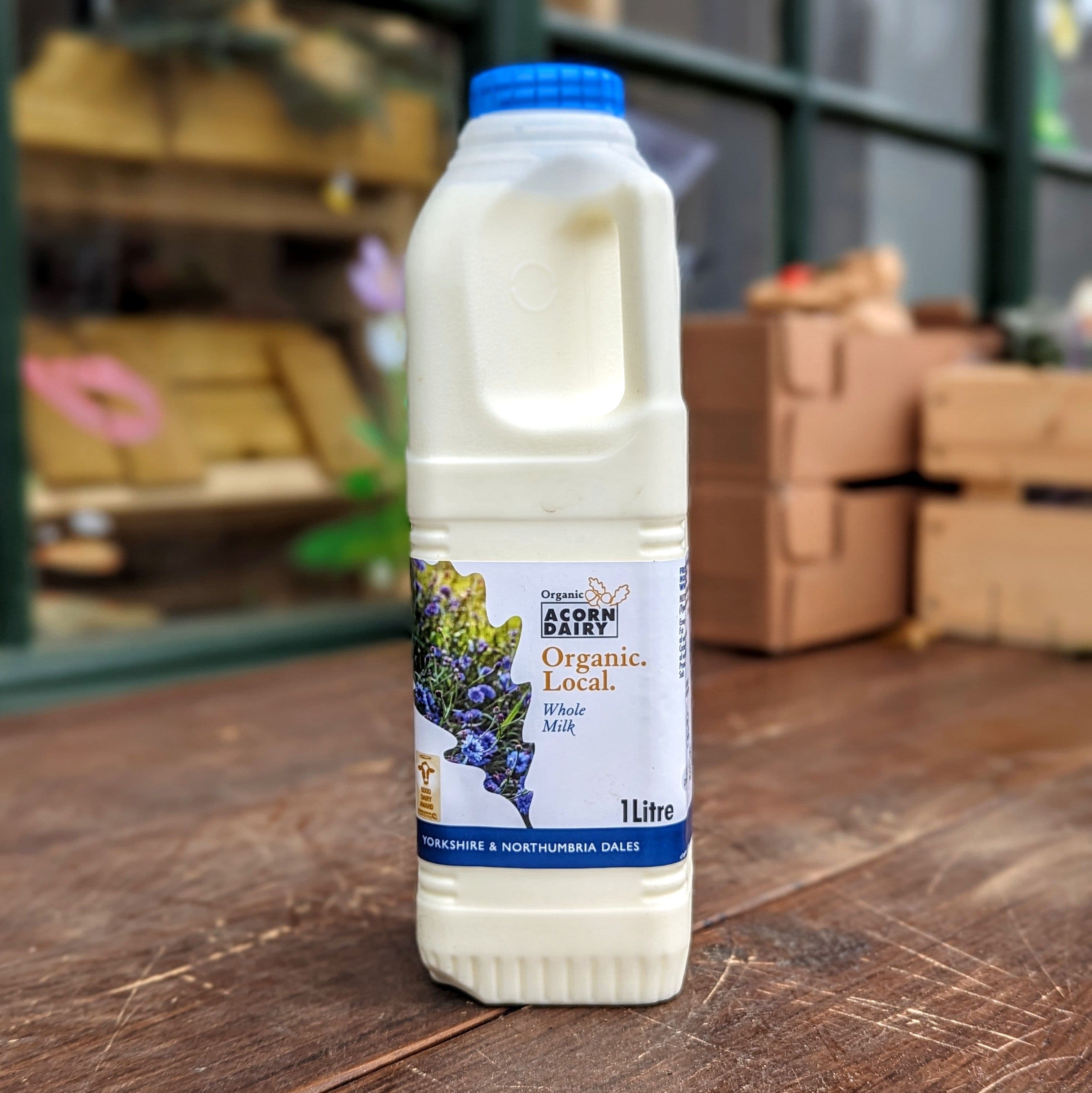 Organic Whole Milk (1 Litre, Acorn Dairy)
